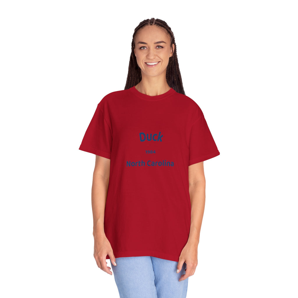 Garment-Dyed T-Shirt with Duck North Carolina Design, Casual Tee, Unisex Fashion, Birthday Gift, Summer Style, Unique Souvenir