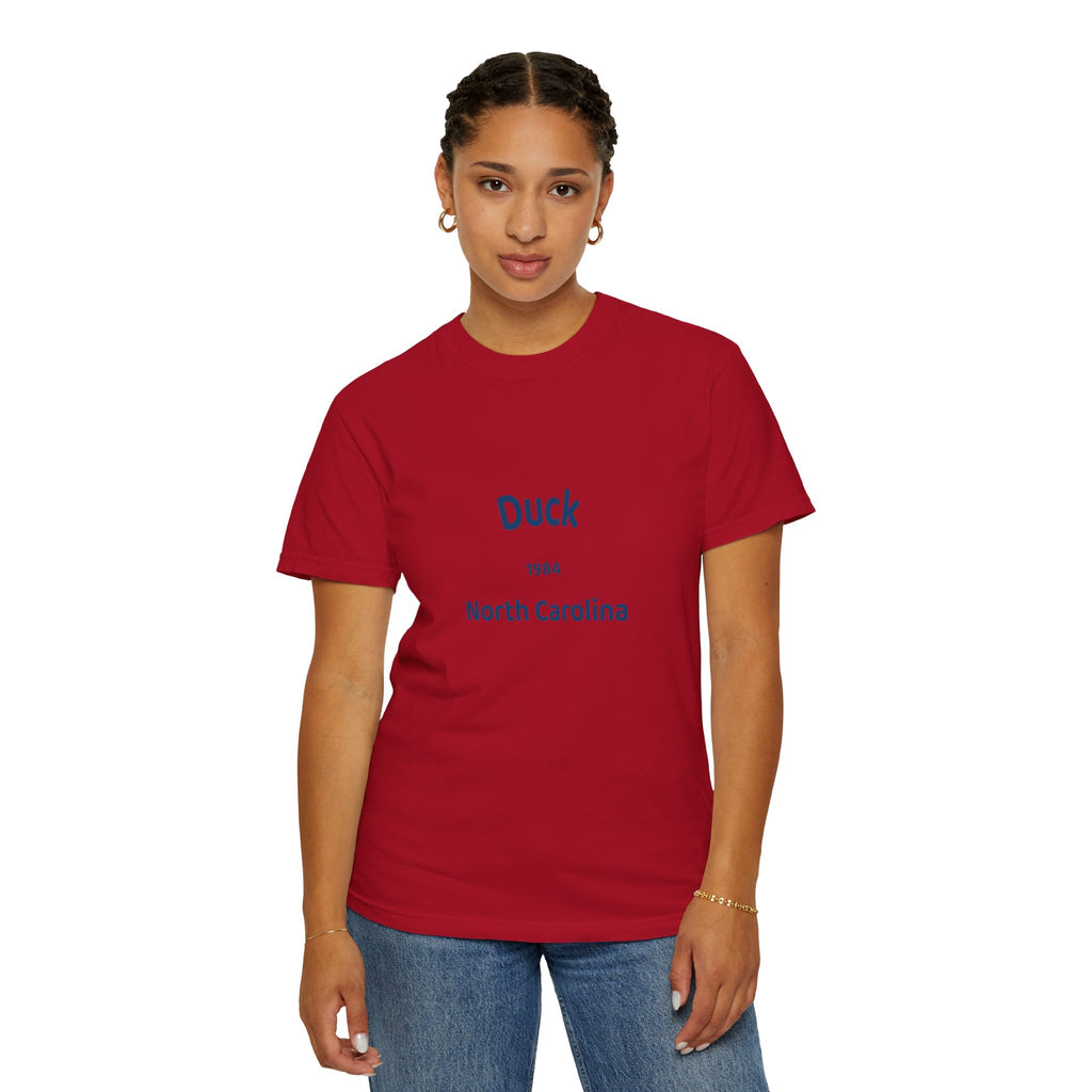 Garment-Dyed T-Shirt with Duck North Carolina Design, Casual Tee, Unisex Fashion, Birthday Gift, Summer Style, Unique Souvenir