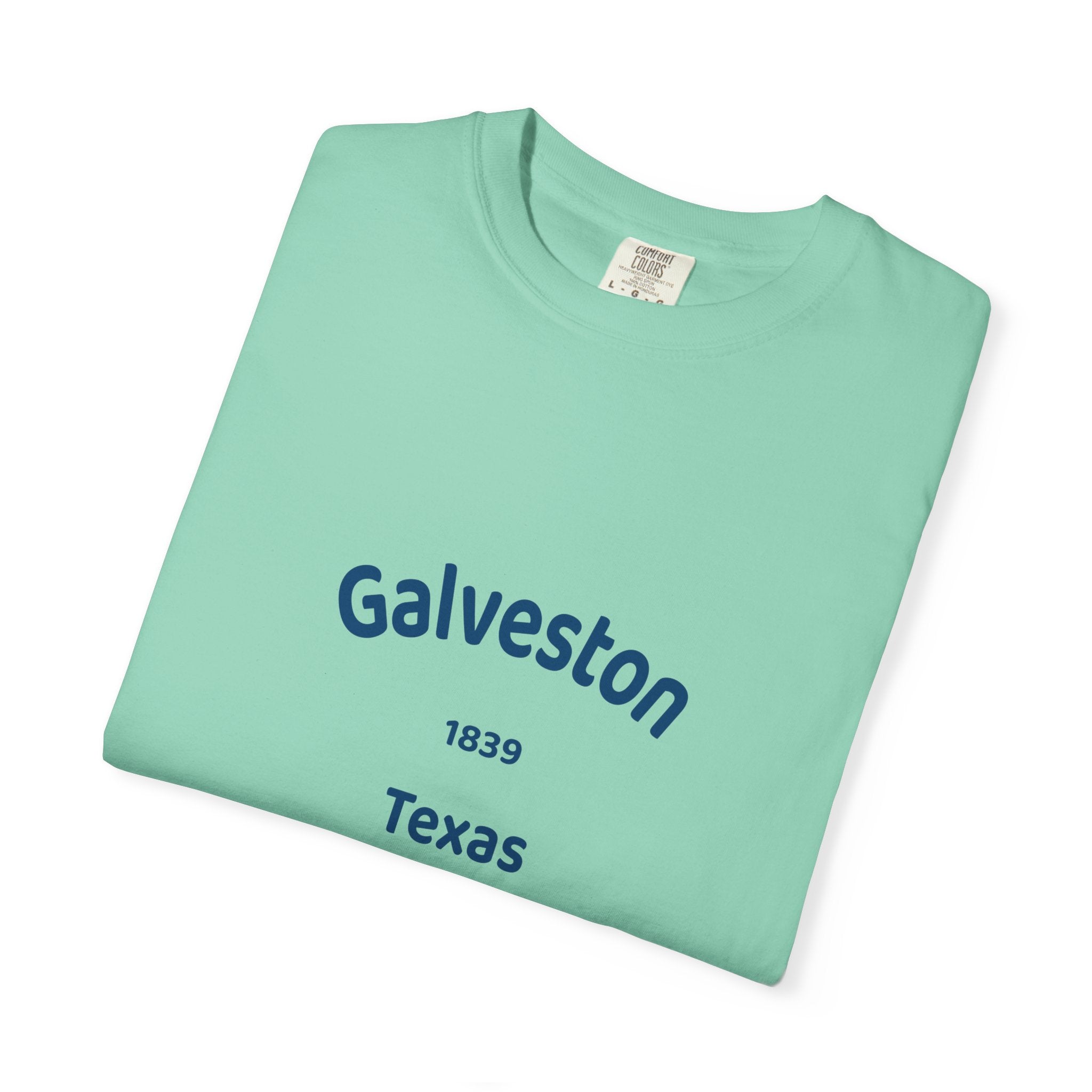 Galveston Vintage T-Shirt - Coastal Style, Unisex Tee for Summer, Beachwear, Travel Souvenir, Casual Gift Idea